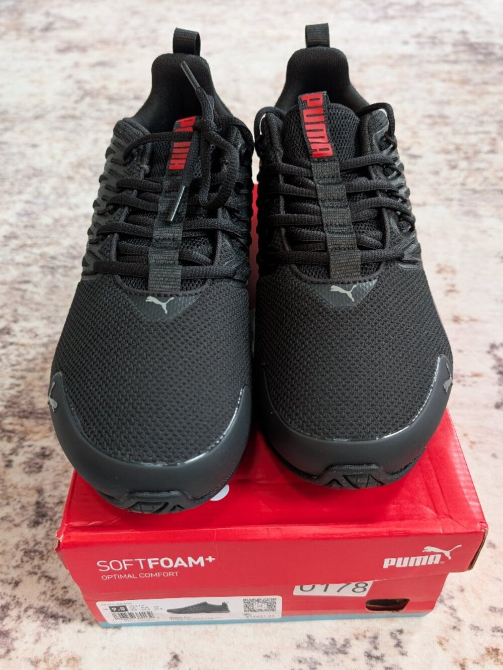 NEW w/ BoxPUMA Voltaic Evo Men's 9.5 Black Red Running Shoes 379601-01